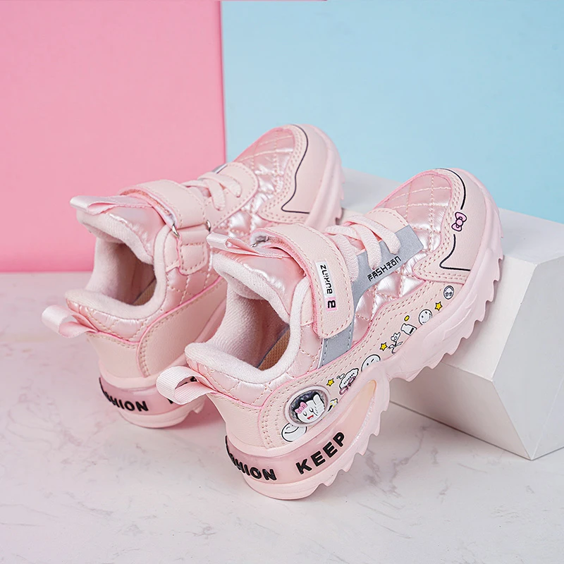 Детская повседневная обувь модные милые кроссовки для девочек на мягкой подошве