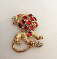 high end designer estate resin cab rhinestone lion big cat brooch pin enamel pin art jewelry luxury gold baroque