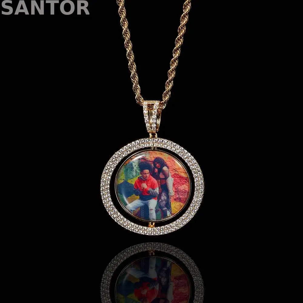

Memory Rotatable Double-sided Round Photo Hip-hop Pendant Micro Inlaid Zircon Hollow Photo Frame Photo Necklace