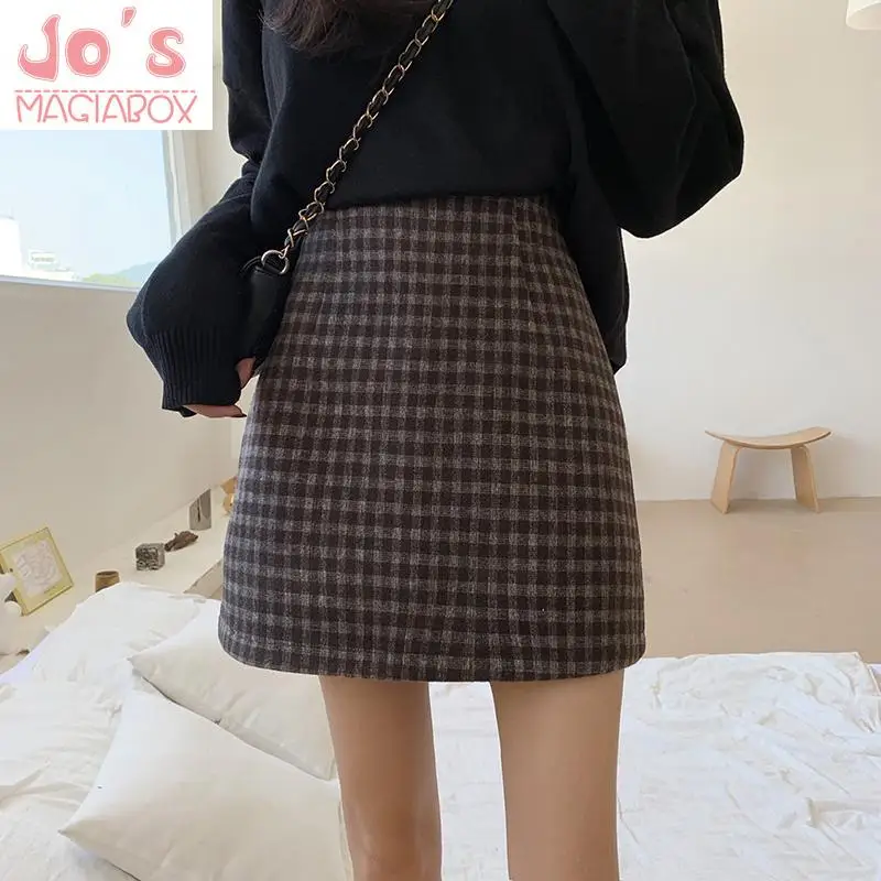 

Winter Vintage Women Plaid A-Line Skirt Casual Korean Harajuku High Waist Mini Skirts Kawaii Vogue Empire Above Knee Skirt
