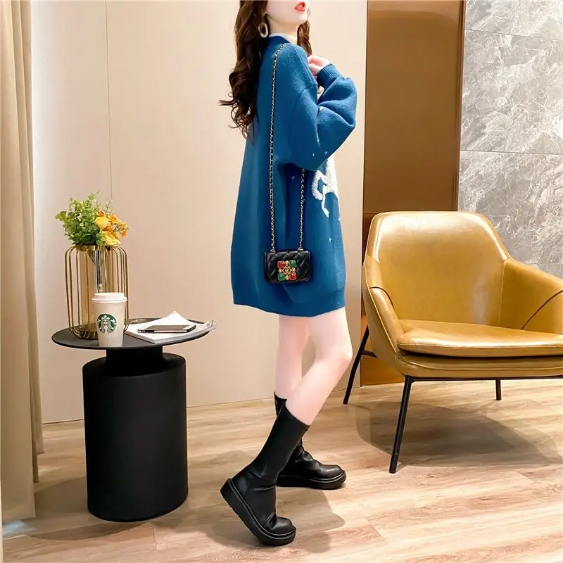 

2021 Net red sweater New Year's cute bear wine red sweater spring couple outfit loose wild pullover women sweater