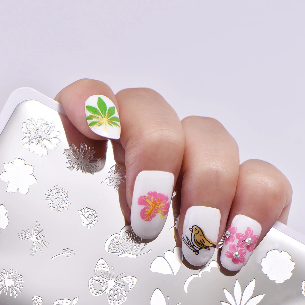 

Flower Plants Leaves Striped Line Floral Animal DIY Nail Art Stamping Plates Nail Mold Stamp Template Manicure Nail Art Tools