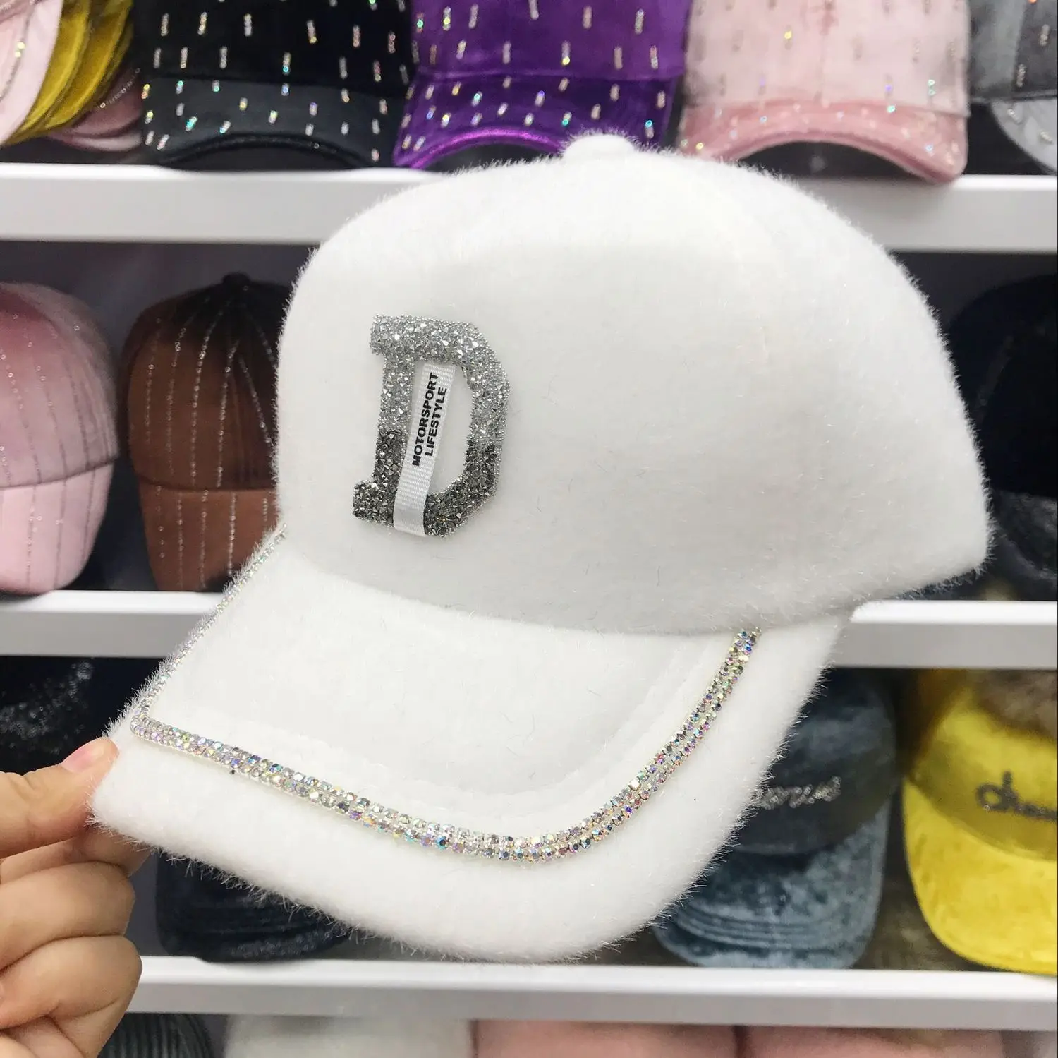 Качественные хлопковые шапки трендовые женские детские бейсбольные с мерцающей