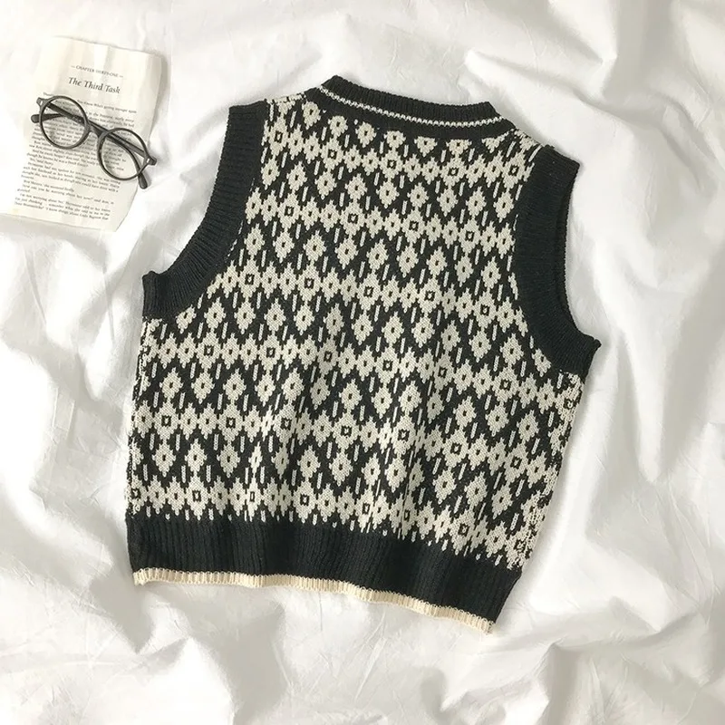 Sweater Vest Women V-neck Argyle Knitting Korean Style Students All-match Femme Elegant Autumn Chic Fashion Sleeveless Leisure |