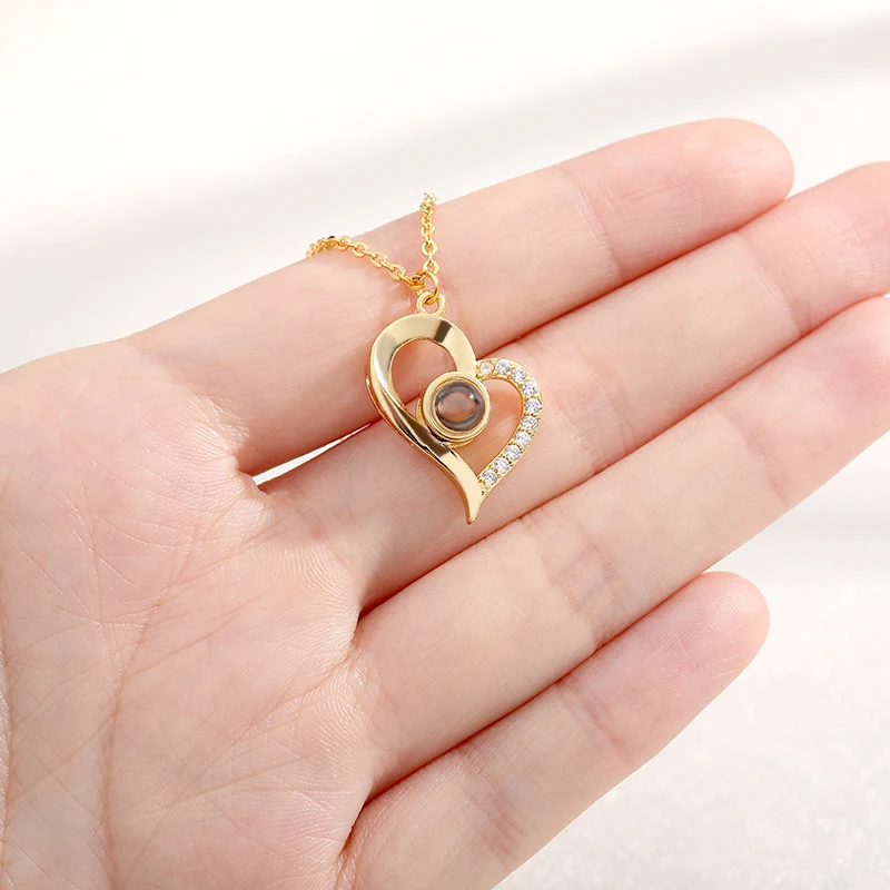 Модное золотое ожерелье с сердечком на 100 языках для женщин кулон в форме сердца