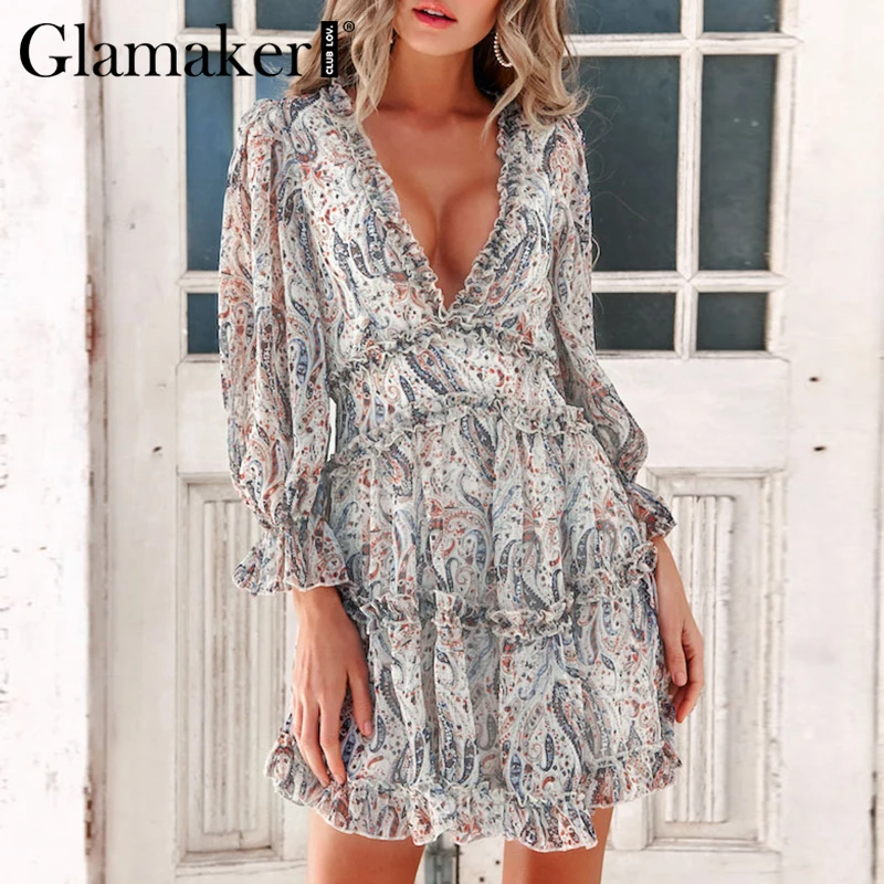 Женское короткое платье с v-образным вырезом и оборками винтажное