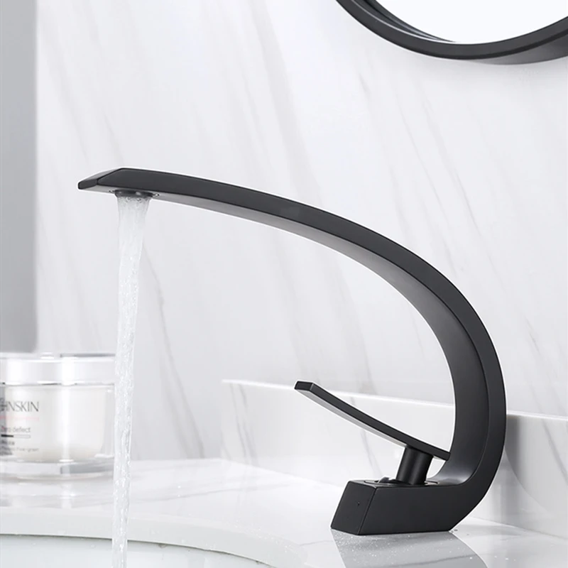 

Black/White Basin Faucet Brass Curve Type Design Single Handle Bathroom Basin Mixing Taps Cold Hot Water Sink Tap Torneira