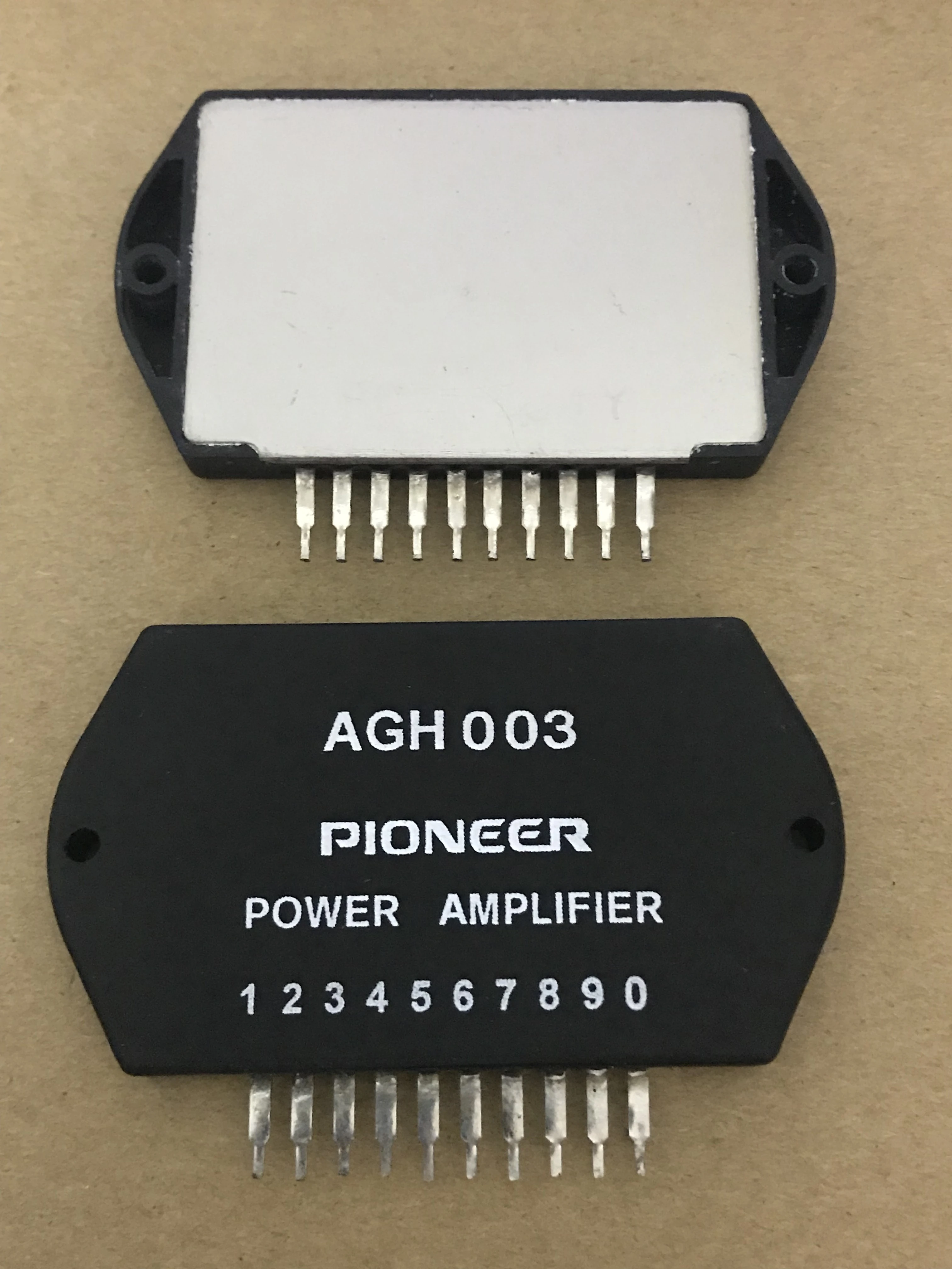 

AGH003 новые импортные оригинальные