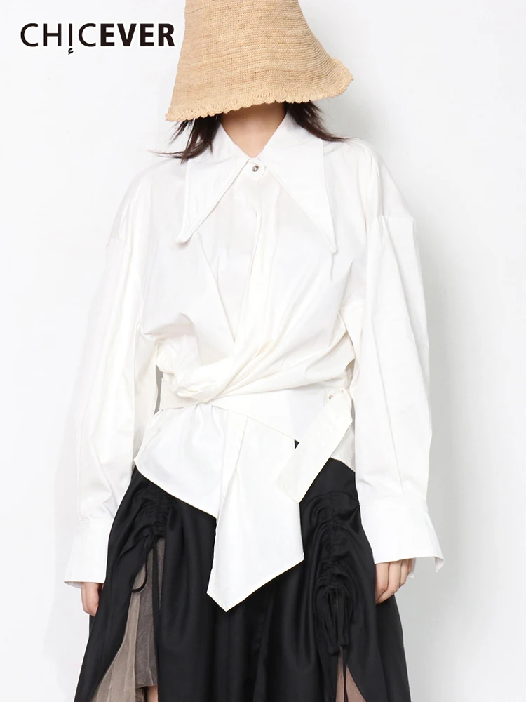 

CHICEVER Повседневная белая рубашка с асимметричным подолом для женщин, с отворотом, с длинным рукавом, со складками, блузка, женская модная нов...