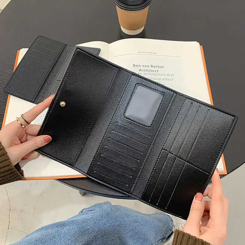 

Luxury Designer Wallets High Quality Leather Fashion Design Purses Female Chic Clutch Long Style Wallets