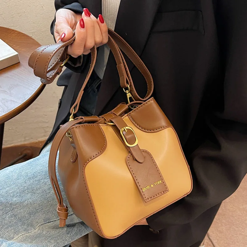 

Brand Women's Shoulder Bags Fashion drawstring design PU Leather Small Crossbody Bags Ladies Messenger Purse bucket bag Female