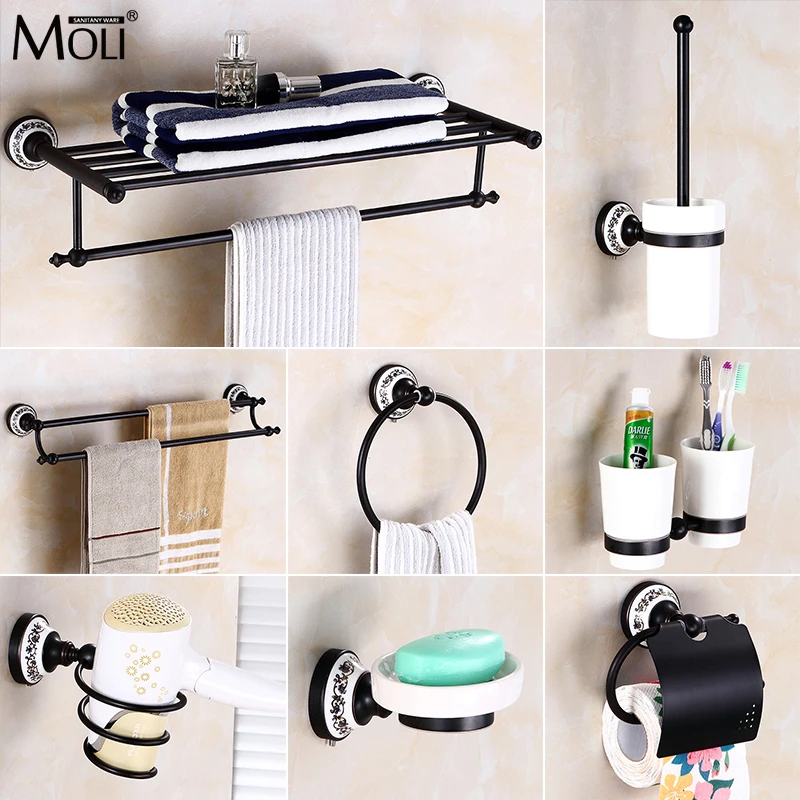 Набор принадлежностей для ванной комнаты из черной латуни фарфоровая Полка