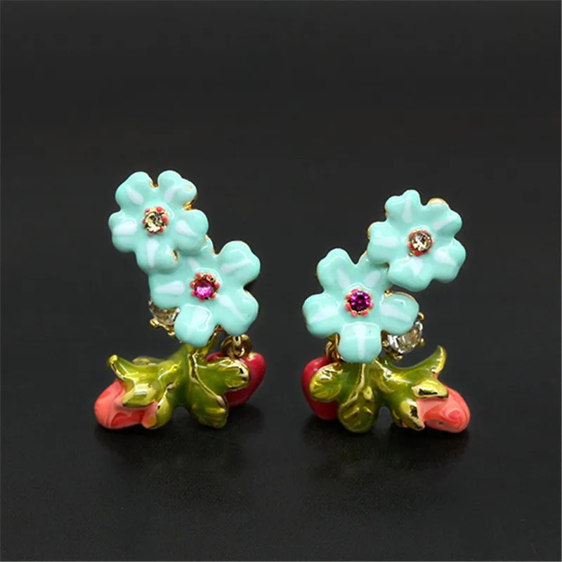 

Korean Version of the Simple Female Enamel Glaze Blue Titmouse Series Love Blue Rose Flower Green Leaf Stud Earrings Jewelry