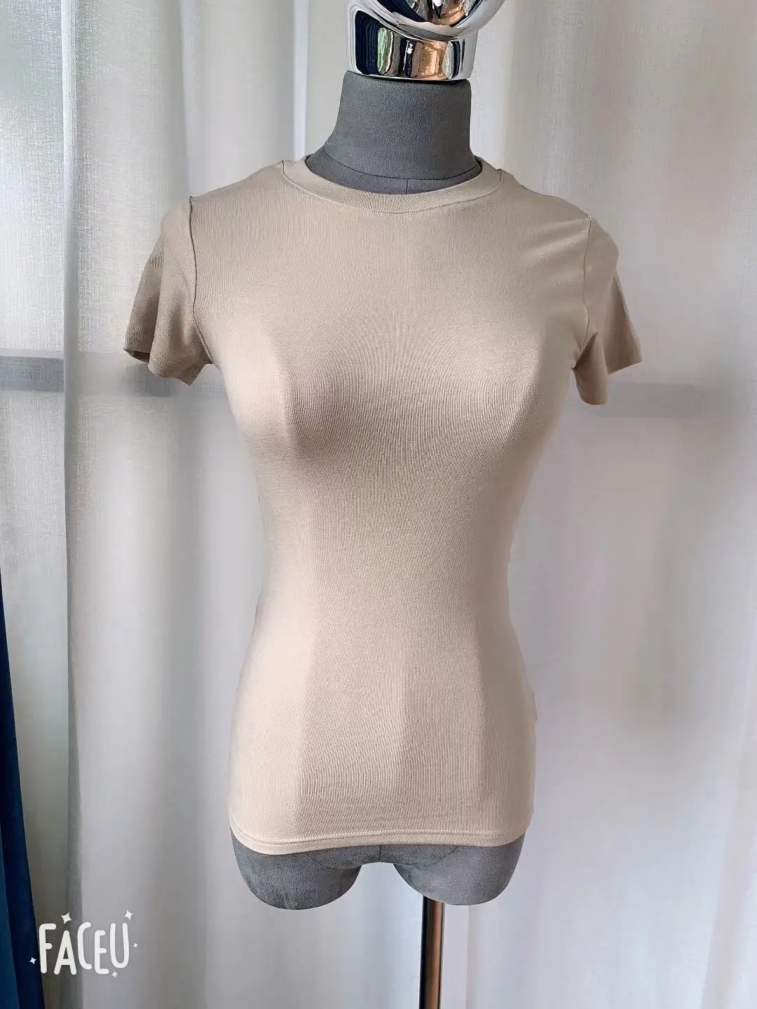 Футболка женская эластичная облегающая с коротким рукавом | Женская одежда