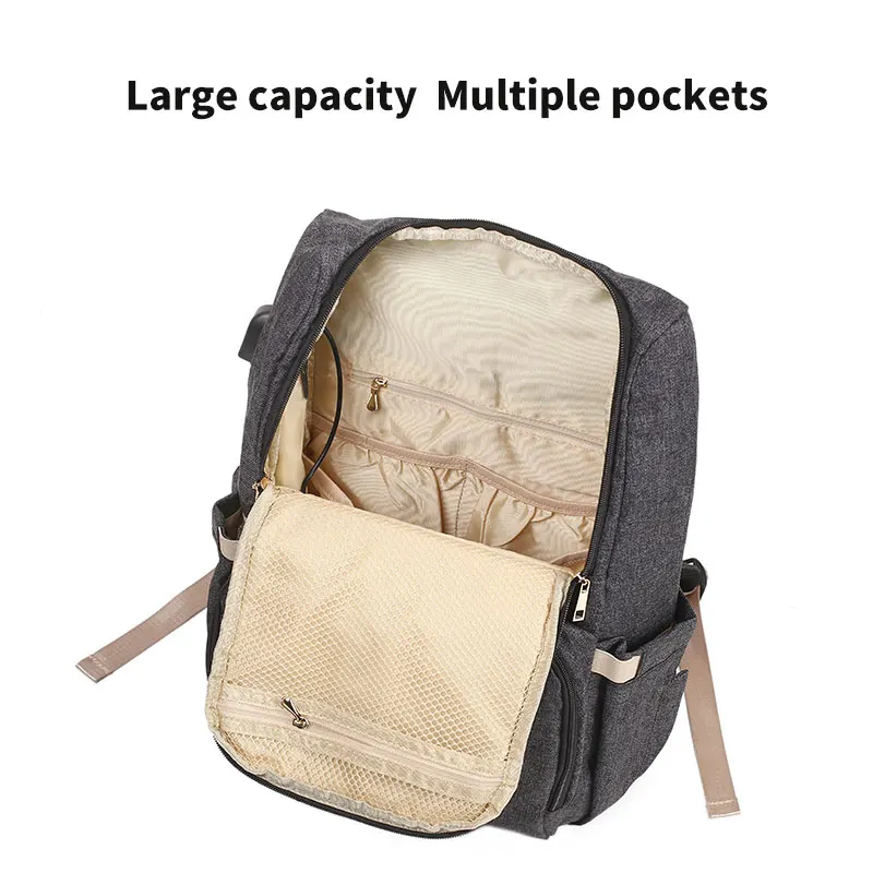 Сумка для подгузников с маленьким серым кроликом и USB многофункциональная