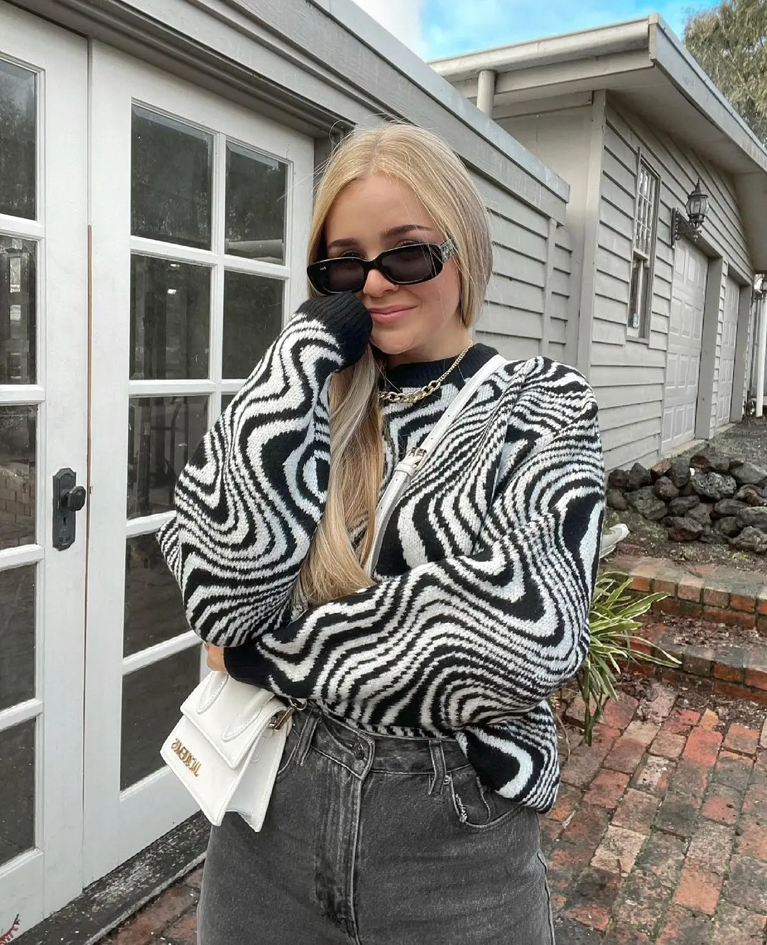 

Autumn Winter Ladies Creative Water Ripple Round Collar Knitted Tops Casual Loose Sweater Breathable Girls Long Sleeve Knitwear