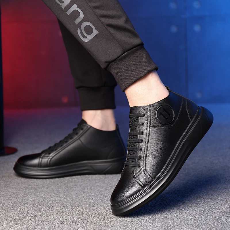 Мужские зимние ботинки JUNJARM черные теплые на плоской подошве с высоким