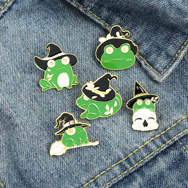 

Wizard hat frog brooch Student cute cartoon frog pin Bag decoration badge Gift for friends