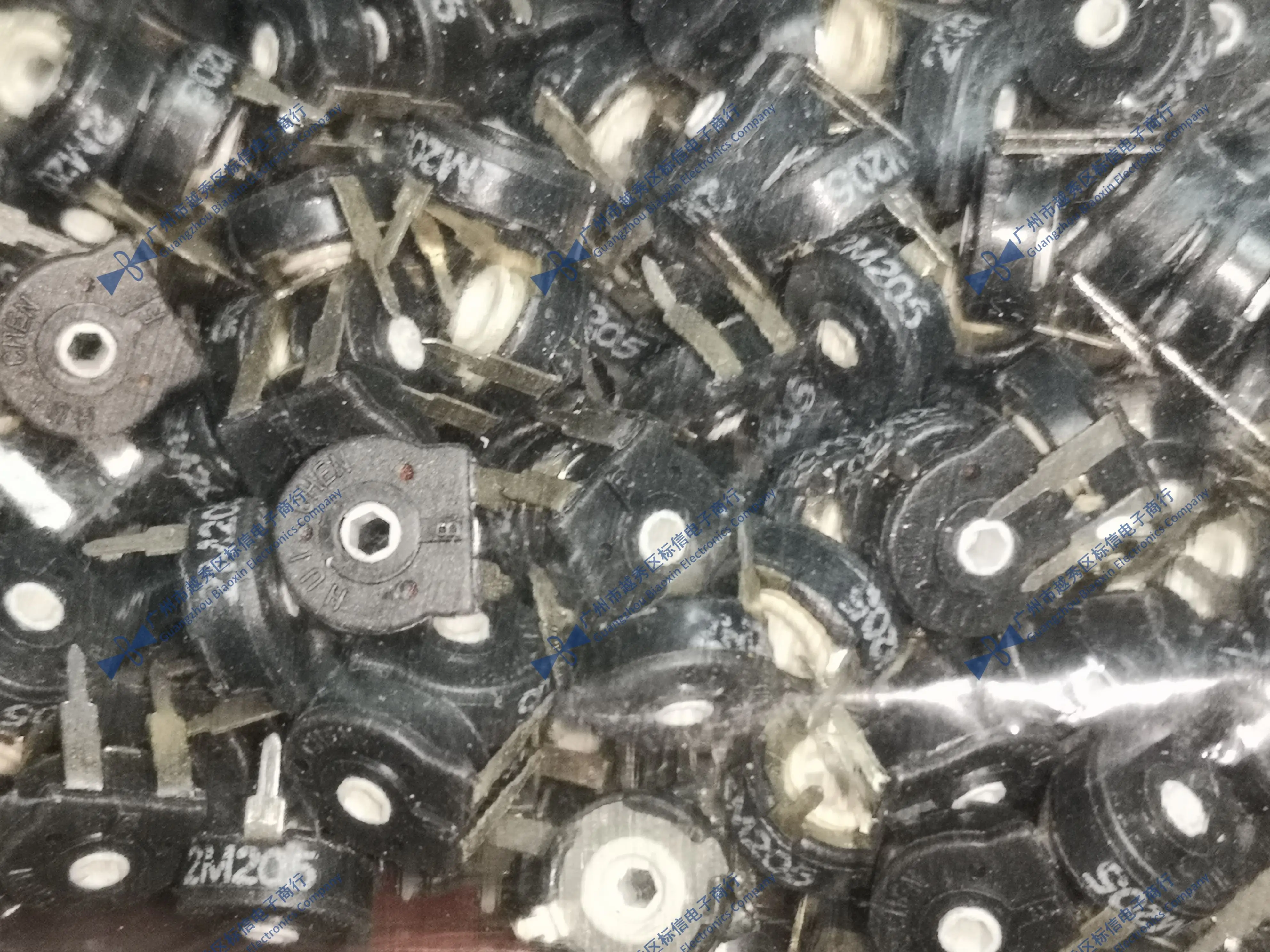 

50PCS Potentiometer PT10 2M205 Horizontal Hexagonal Hole Potentiometer