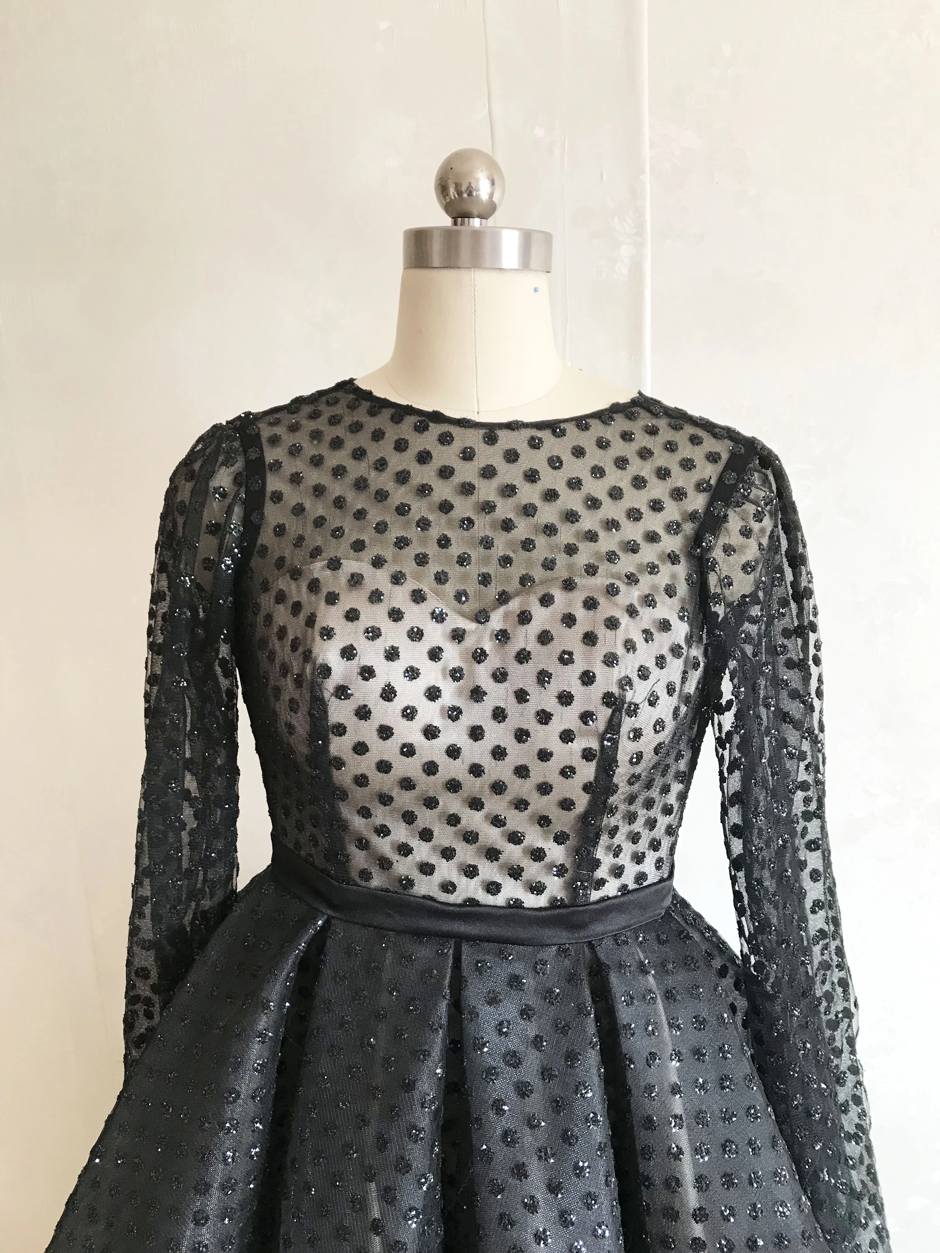 Модные черные пышные Выпускные платья длиной ниже колена с круглым вырезом и