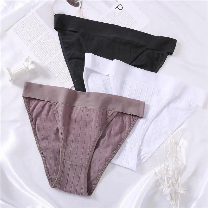Women Cotton Panties Sexy Low Waist Underwear Panties for Female Lingerie Underpants Hollow Heart Embossed Briefs Solid Color