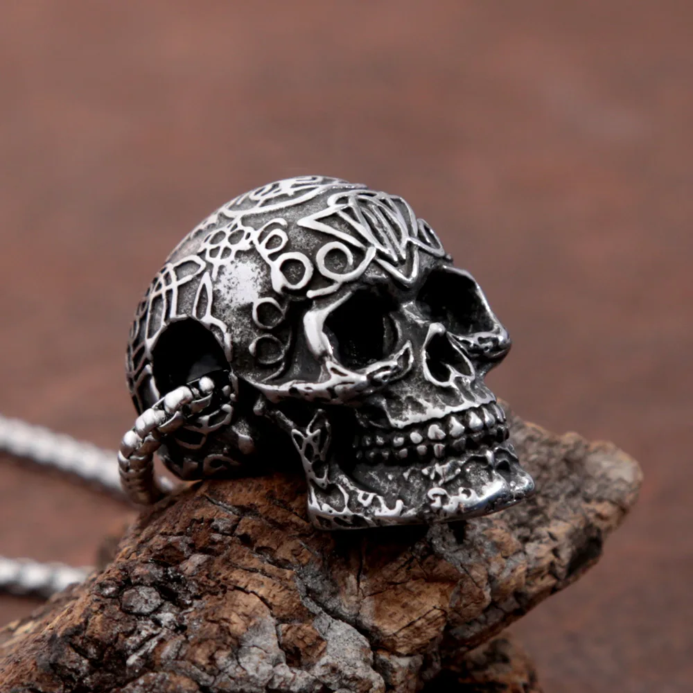 

Retro Pattern Skull Stainless Steel Pendant Necklace Ghothic Skull Biker Pendant for Men Women Punk Hip Hop Jewelry Accessories