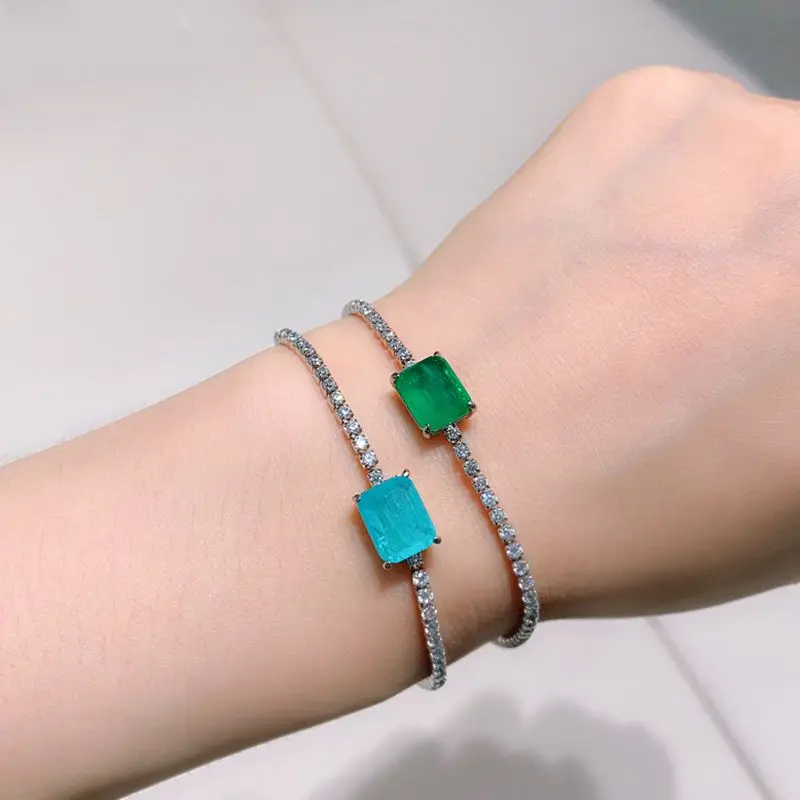 

Браслет из турмалина и изумруда с покрытием из белого золота