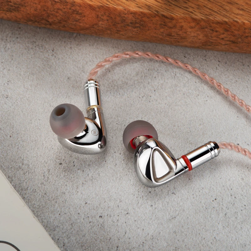 

2021 TINHIFI P1 PLUS флагманский плоский привод наушники-вкладыши съемные MMCX HiFi металлические наушники-вкладыши 5 осей обработка с ЧПУ