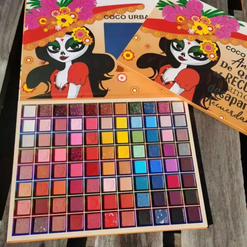 Палитра матовых и блестящих теней для век COCO URBAN 88 цветов разноцветные