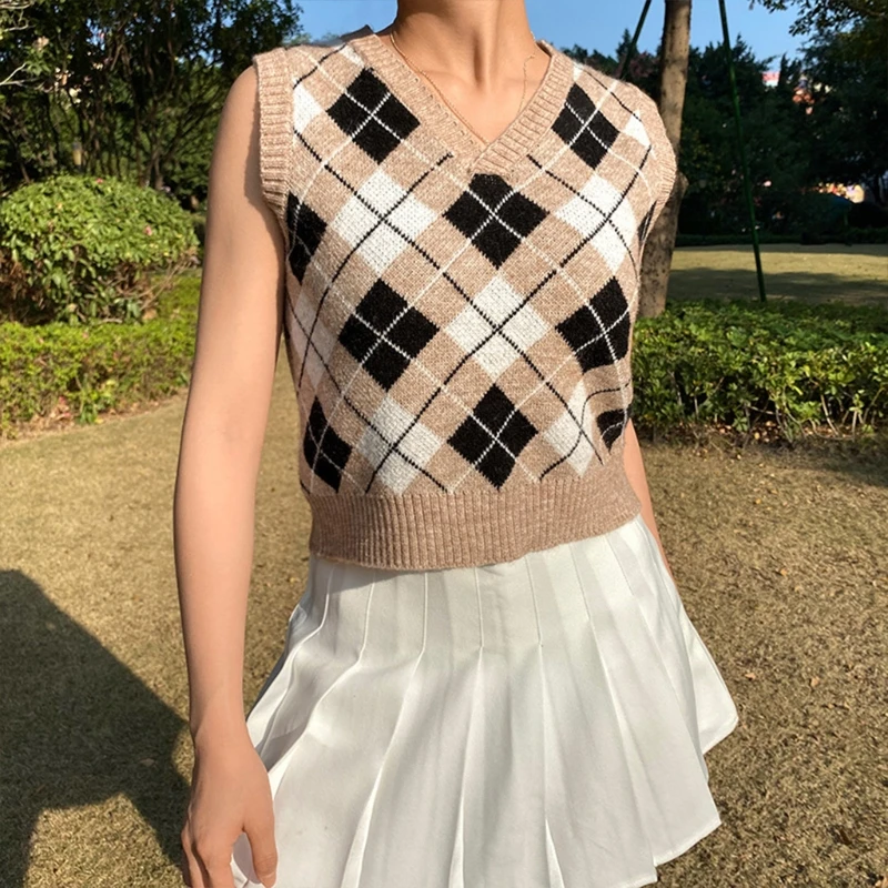 

Women Vintage Knitted Sleeveless Vest Preppy Style Argyle Plaid Print Brown Sweater V-Neck Slim Pullover Jumper Crop Top