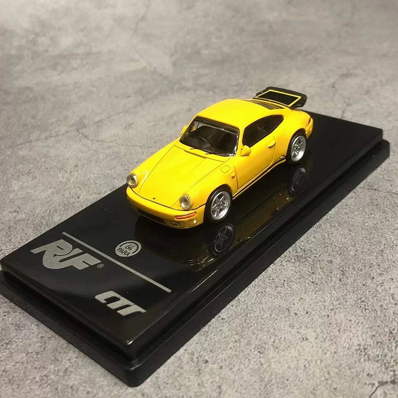 

Para 1:64 Model Car Porsche RUF CTR Alloy Die-cast Vehicle Display Collection Gifts - Yellow Bird