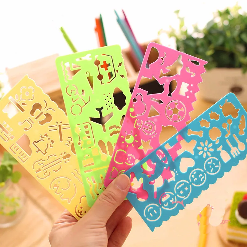 a set of four 4 шт./компл. детская Веселая Пластик трафарет для рисования игрушка трафарет линейка для творчества DIY рисовать, обучающие игрушки - Цвет: a set of four
