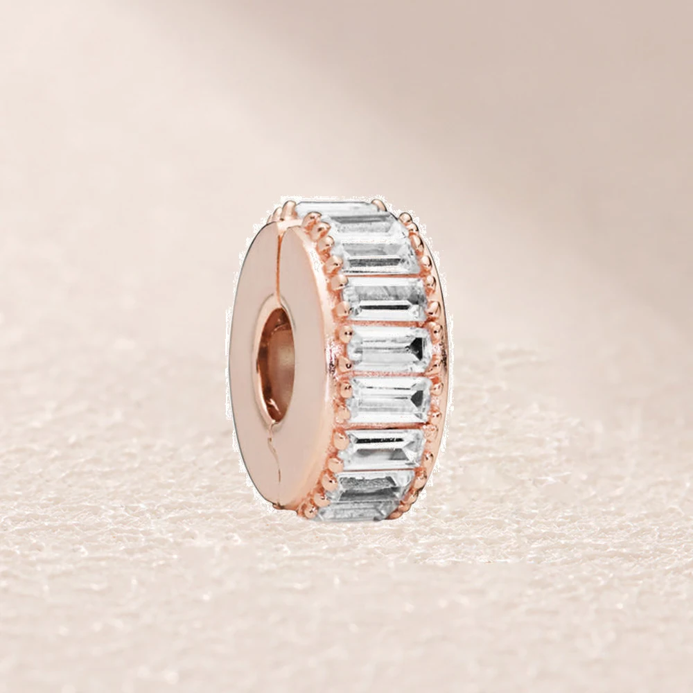 

787559CZ Rose Ice Formation Clip