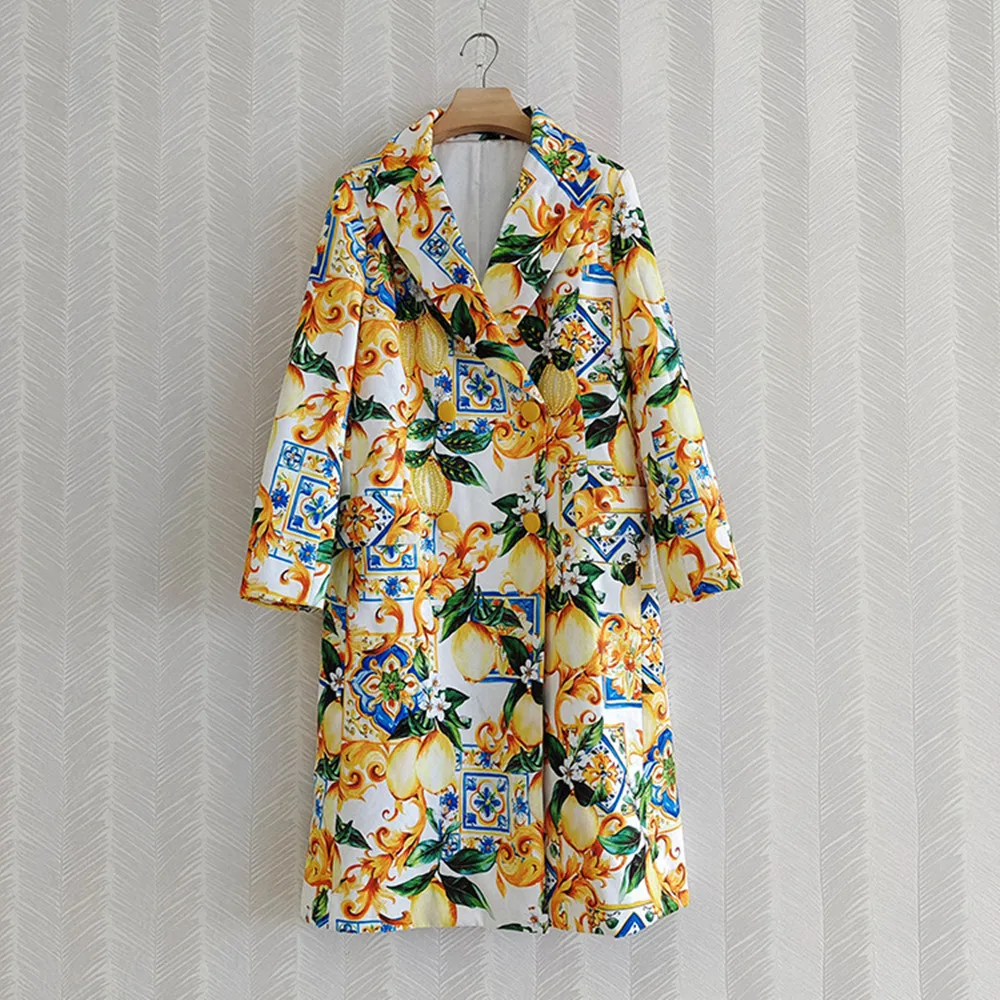 

Spring Autumn Women's High Quality Retro print Diamonds Overcoat C471