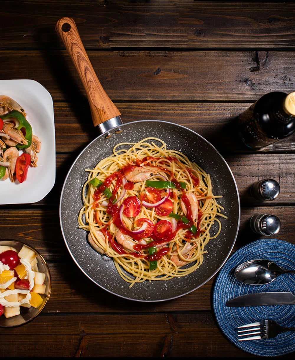 Сковорода с антипригарным покрытием Бытовая кастрюля меньше дыма стейк омлетный