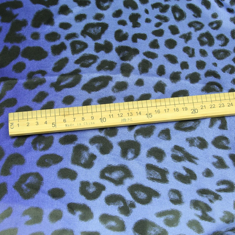 Специальная ткань из чистого шелка шелковая марлевая QiLi с леопардовым принтом