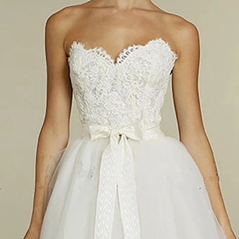 

White Wedding Dress Illusion Backless Strapless Backless Lace Embroidery High Court Train Tulle Luxury Women Bride Dresses TS248