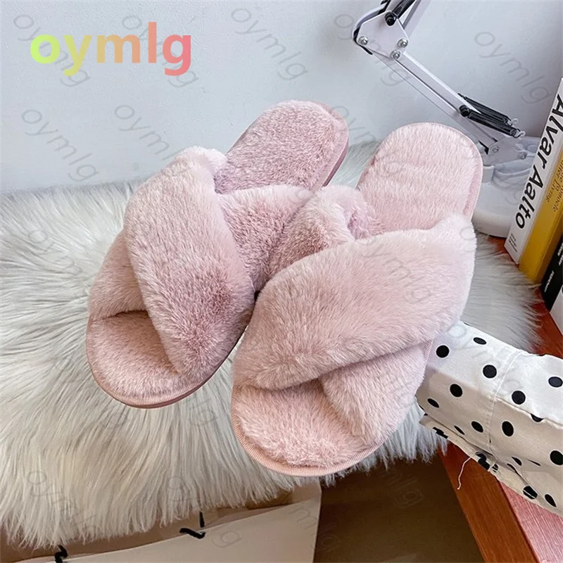 Осенне-зимние плюшевые модные домашние шлепанцы с открытым носком верхняя одежда плюшевые тапочки женская нескользящая обувь на плоской п...