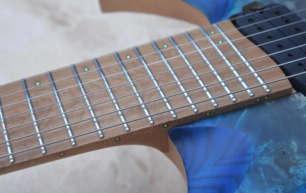 2020 новая электрогитара Fanned frets 7 струн безголовая синий глаз топор 5 слойный