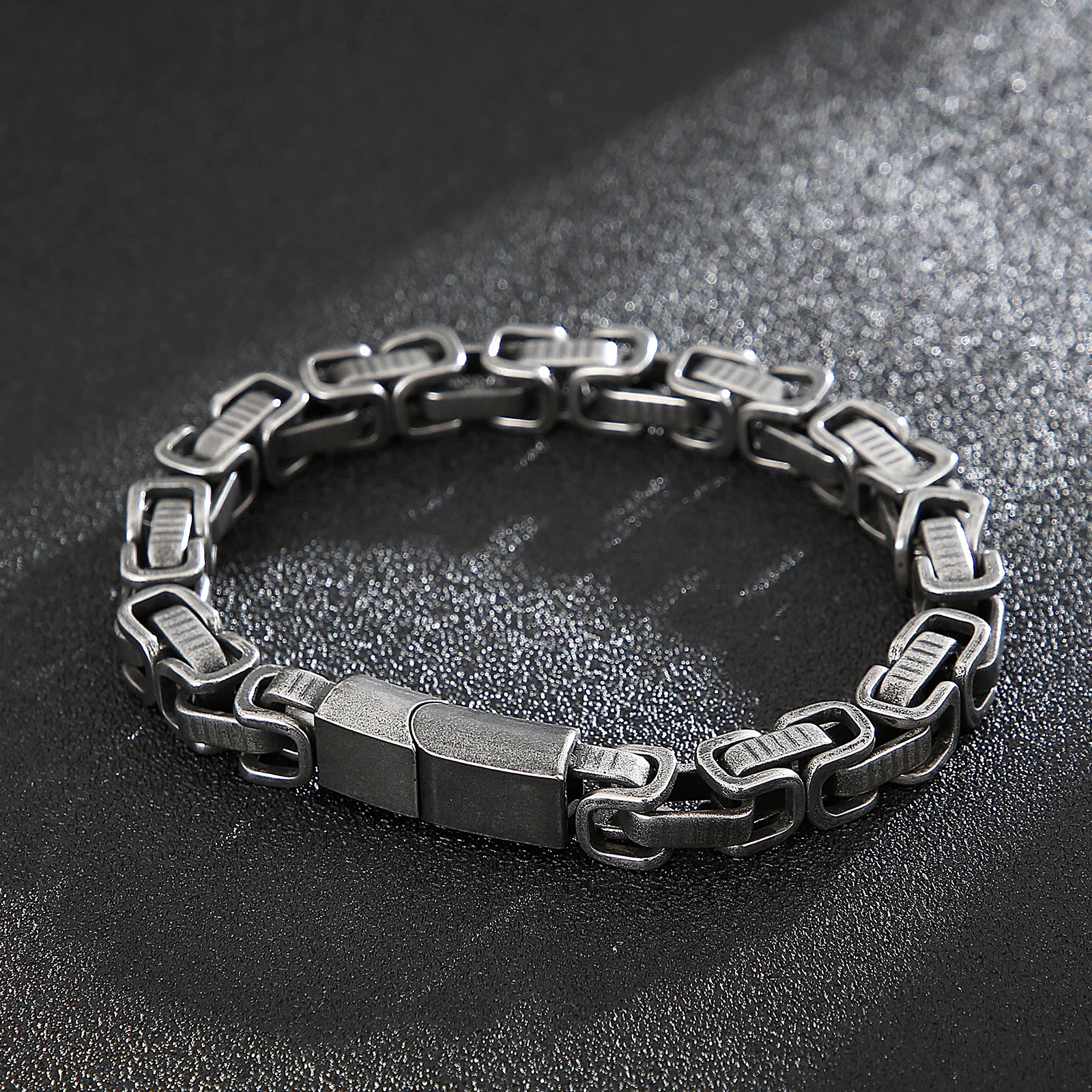 

Vintage Black Stainless Steel Byzantine Chain Bracelet Men Fashion Male 22cm Wrap Bangle Biker Jewelry