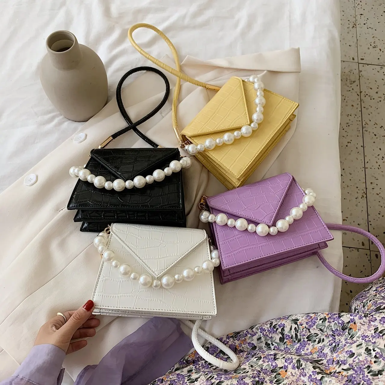 

Women's PU Leather Crossbody Bag Pearl Design Stone 2020 2020 Elegant Shoulder Bag Female Crossbody Bag