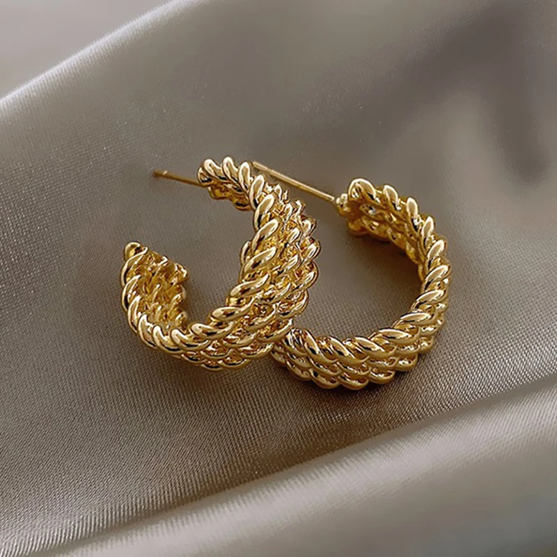 

2021 S925 Sterling Silver Post Hypoallergenic 14k Gold Plated Korean Fashion Ladies CC Earring Woven Hoop Earrings for Woman
