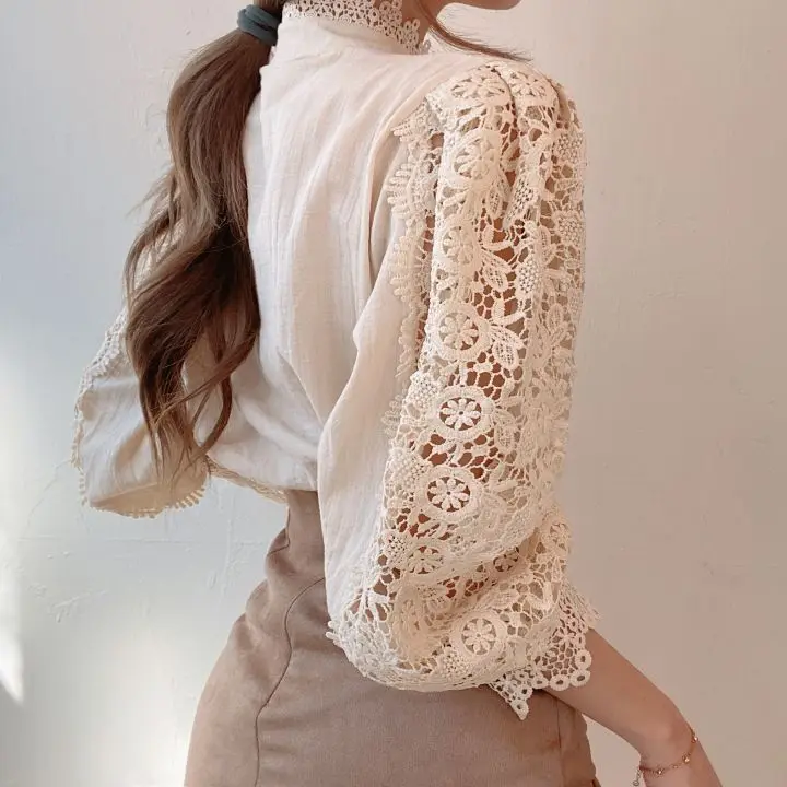 

Chic Button Hollow Out Flower Lace Patchwork Shirt Stand Collar All-match Petal Sleeve Women Blouses FS090