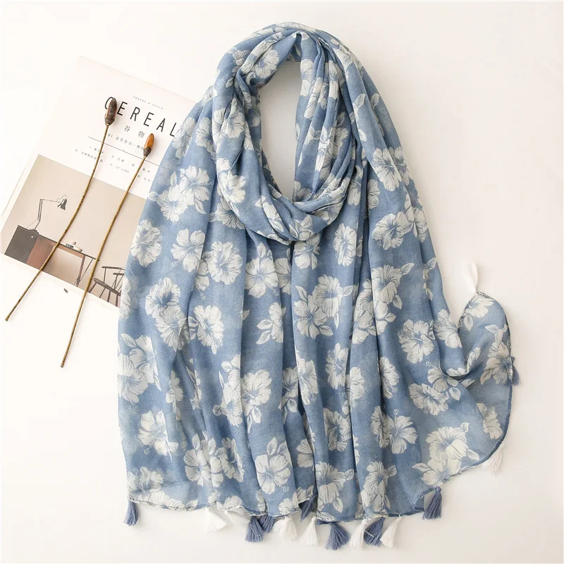

New Fashion Autumn Winter Women Cotton Scarf Flower Beach Sunscreen Hijab Shawls Wraps Female Foulard Echarpe Designer Bandana