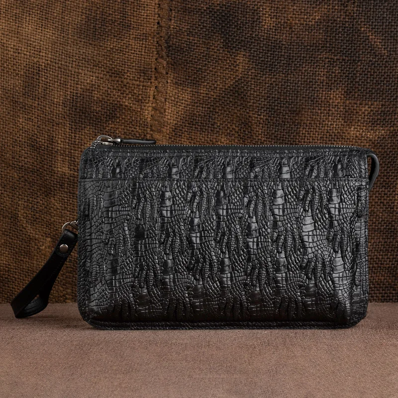 

The new men's head layer psoriate retro laminate European and American clutching envelope zipper bag with a file bag in hand bag