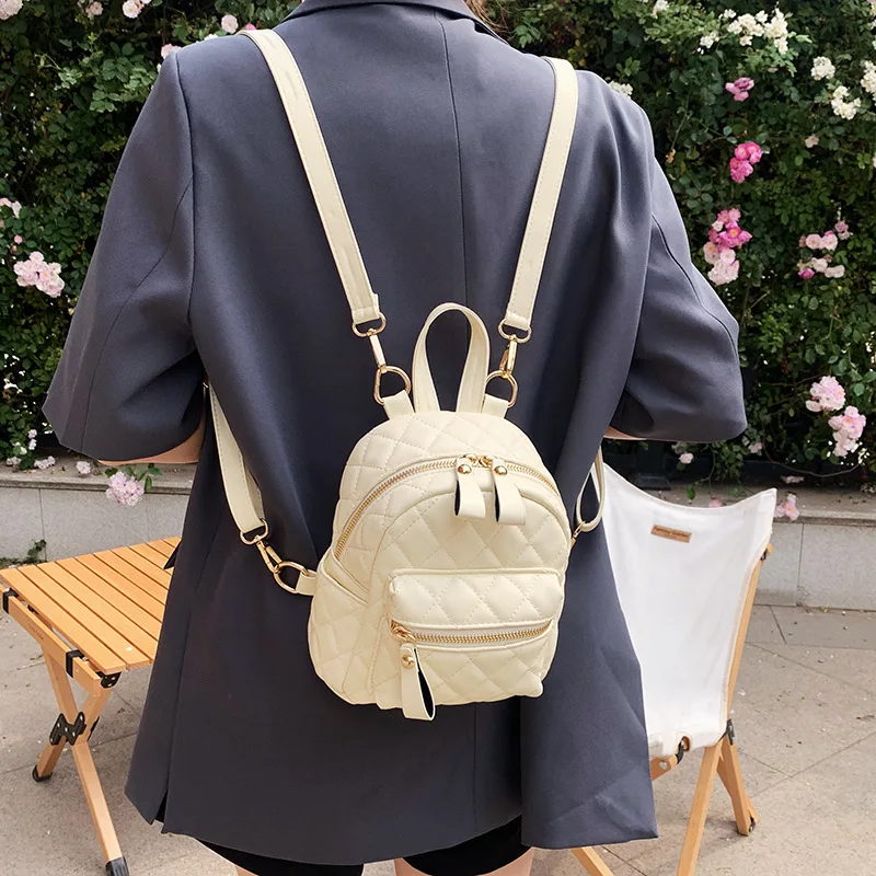 

Lingge embroidery thread college student class messenger bag female summer 2021new Korean fashion large-capacity casual lady bag