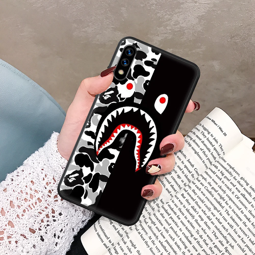 

Fashion Sports Brand Bape Phone Case For Huawei Honor 6A 7A 7C 8 8A 8X 9 9X 10 10i 20 Lite Pro Play black Back Silicone Bumper