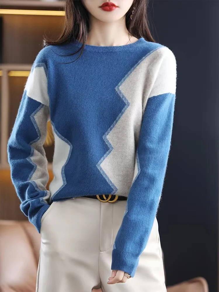 

Fall and Winter Fashion Korean Version of the Round Collar Matching Color Sweater Loose Long-sleeved Knitted Shirt Made of Women