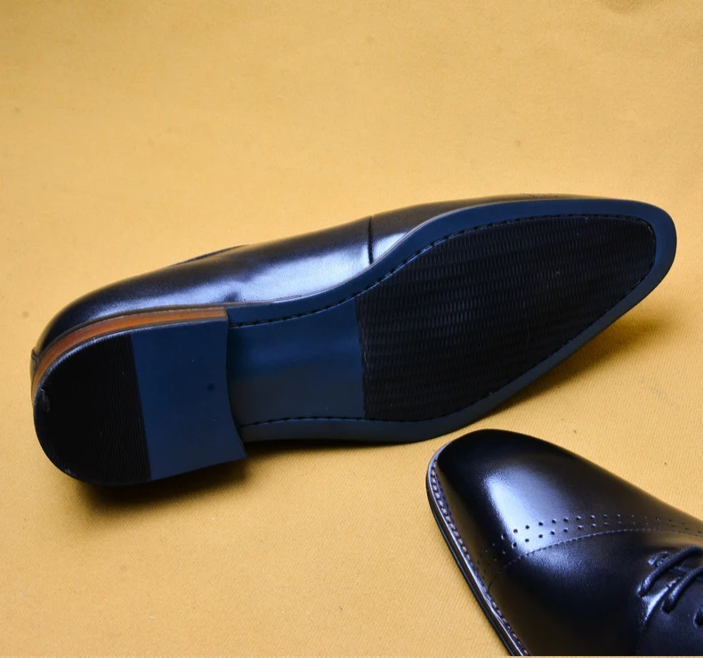 

Men's Shoes