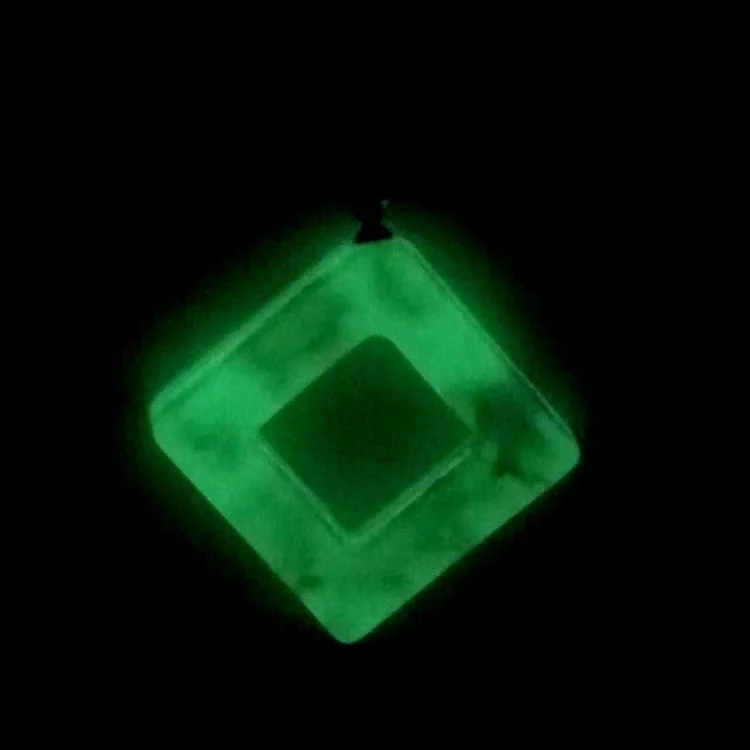 

Luminous New Resin Keychain Little Sister Personality Ornaments Cross-Border hot Style Small Pendant Car key ring 2020 Wholesale